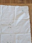 画像13: フランス 薔薇の刺繍が素敵な テーブルクロス