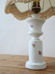 画像8: フランス 陶器の小花がかわいい テーブルランプ