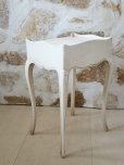 画像14: フランス ペイントが素敵な ナイトキャビネット