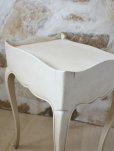 画像13: フランス ペイントが素敵な ナイトキャビネット