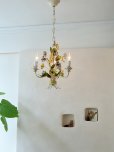 画像4: フランス 2色のお花がかわいい アイアンシャンデリア