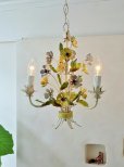 画像5: フランス 2色のお花がかわいい アイアンシャンデリア