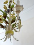 画像14: フランス 2色のお花がかわいい アイアンシャンデリア