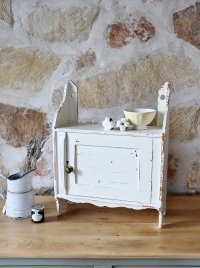 フランス なみなみデザインがかわいい ウォールキャビネット