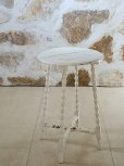 画像2: フランス<br/>シャビーなサイドテーブル (2)