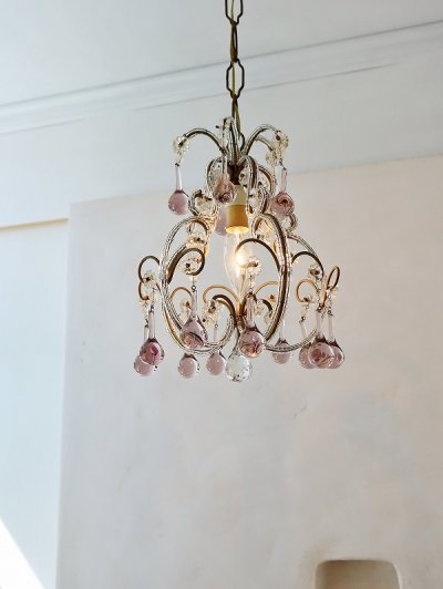 画像2: フランス すみれ色のドロップがかわいい 1灯シャンデリア