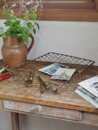 フランス ワイヤードキュメントトレイ