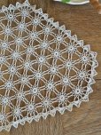 画像4: フランス<br/>繊細で薄手のレース編み<br/>テーブルセンター (4)