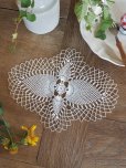 フランス　かわいい　レース編み　テーブルセンター