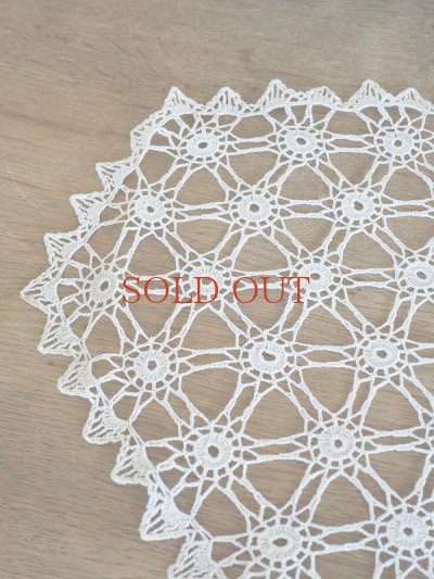 画像3: フランス 繊細で薄手のレース編み テーブルセンター