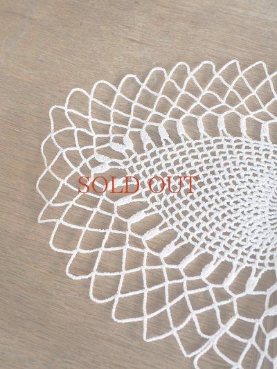 画像3: フランス 繊細で薄手のレース編み テーブルセンター