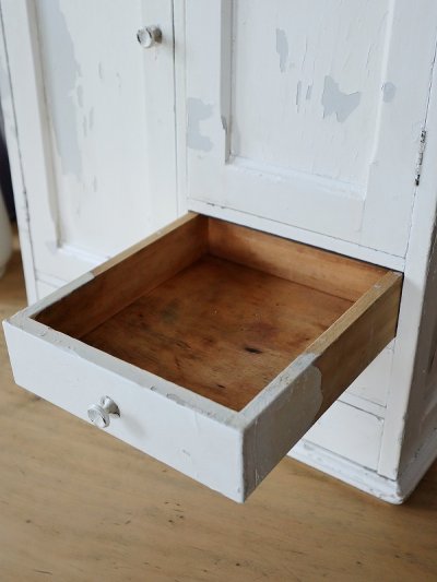 画像9: シャビーで華奢なデザインが素敵な メディスンウォールキャビネット