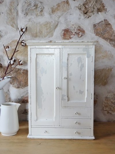 画像12: シャビーで華奢なデザインが素敵な メディスンウォールキャビネット