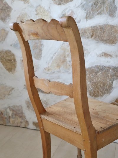 画像13: 台形の座と 脚のデザインが素敵なチェア