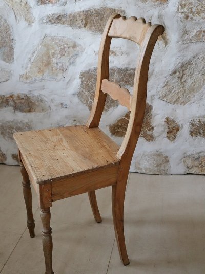 画像8: 台形の座と 脚のデザインが素敵なチェア