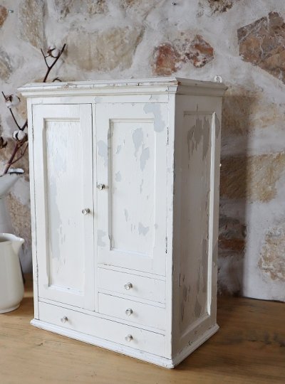 画像3: シャビーで華奢なデザインが素敵な メディスンウォールキャビネット