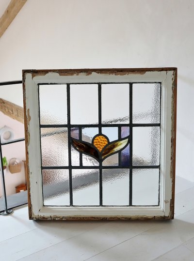 イギリス　かわいい　アンティーク　ステンドグラス