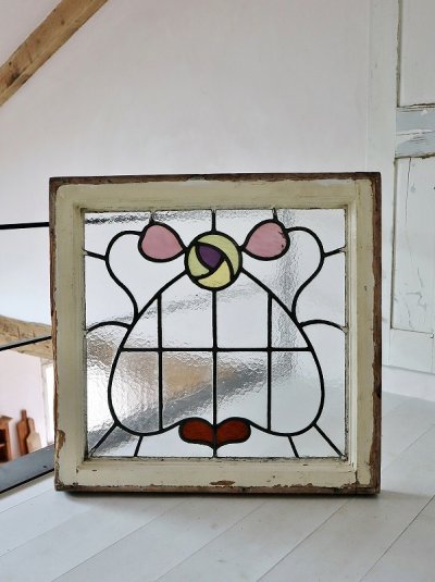 イギリス　かわいい　アンティーク　ステンドグラス