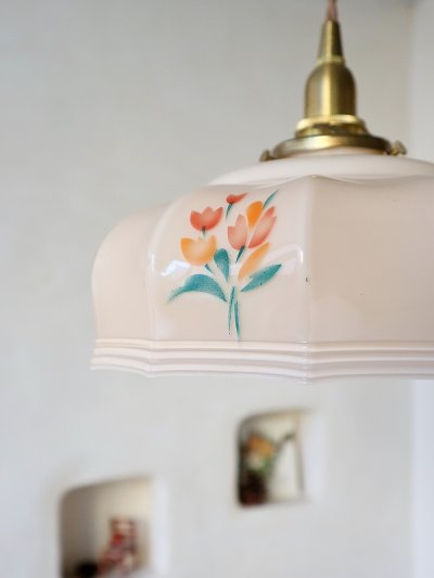 画像5: ハンドペイントの お花模様がかわいい オパリンガラス ペンダントシェード