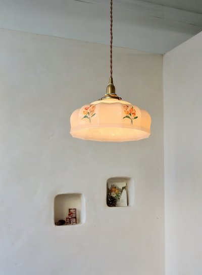 画像7: ハンドペイントの お花模様がかわいい オパリンガラス ペンダントシェード