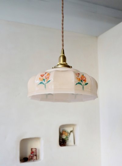 ハンドペイント　かわいい　アンティーク　花柄シェード