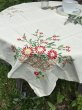 画像2: お花の刺繍がかわいい テーブルクロス (2)