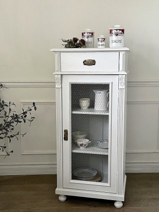 アンティーク・ブロカントのテーブル・デスクや食器棚など大型家具