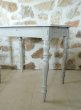 画像8: フランス 脚のデザインが素敵な ホワイトテーブル (8)