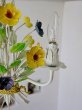 画像10: フランス ２色のお花がかわいい アイアンシャンデリア (10)