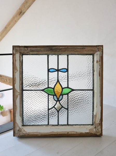 イギリス　かわいい　アンティーク　ステンドグラス