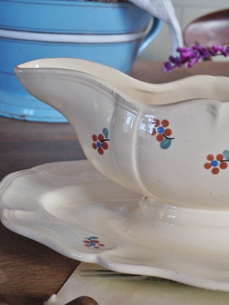 画像10: フランス お花模様がかわいい 陶器製ソーシエ   10%OFF  (10)