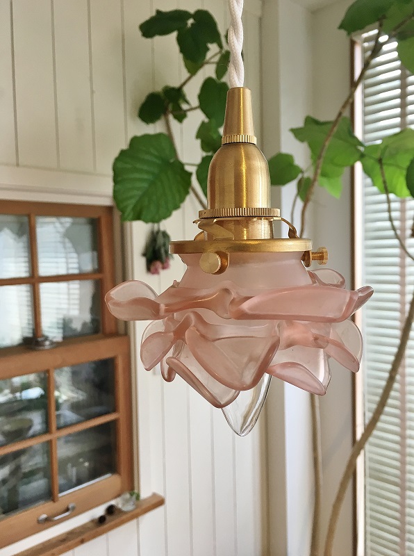 フランス薔薇のランプシェード（器具付）はかわいいアンティークネットショップfufunetI18-0033