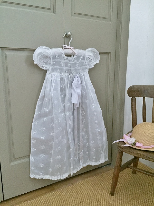 フランス洗礼用ベビードレスはかわいいアンティークネットショップ