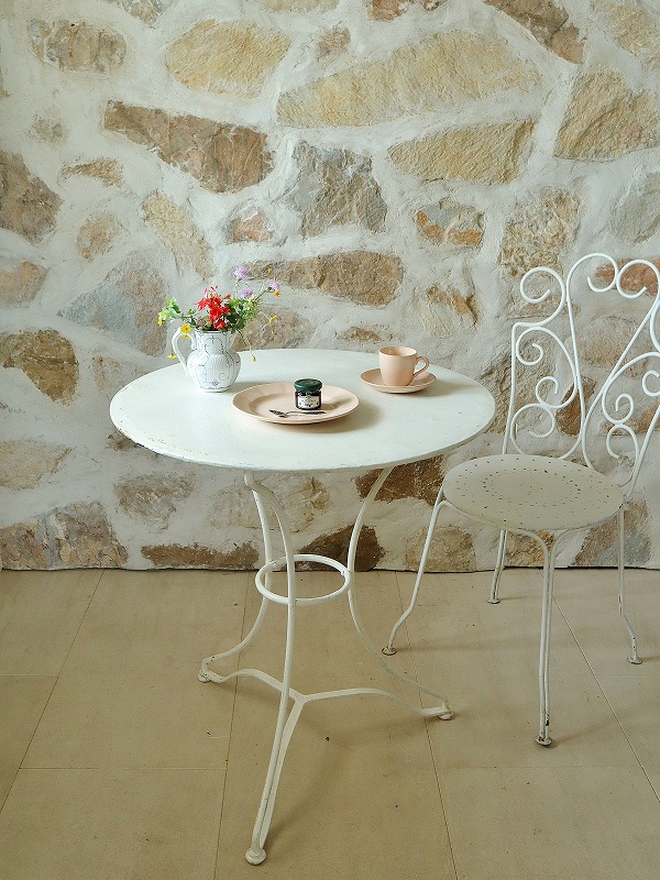 フランスアイアン製ガーデンテーブルはかわいいアンティークネット